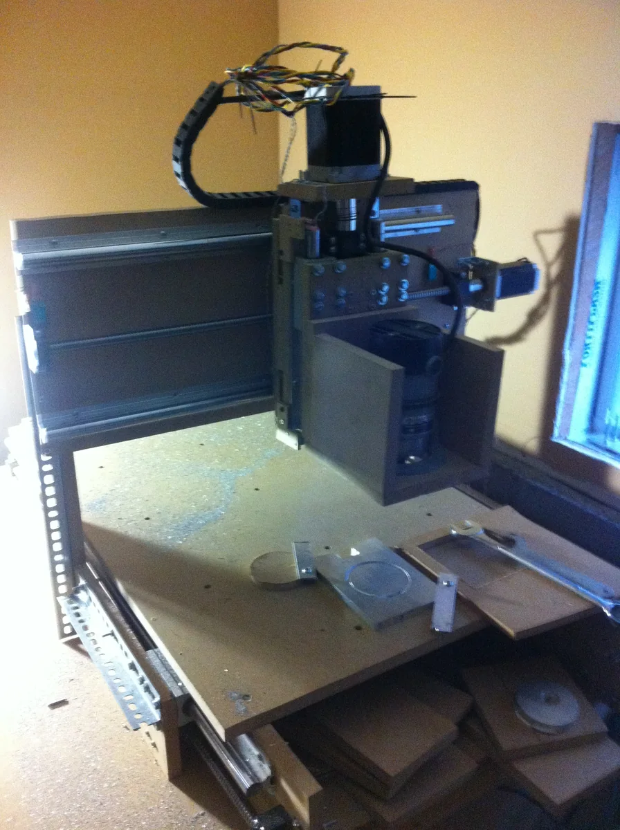 The custom CNC mill Maxwell built in his workshop